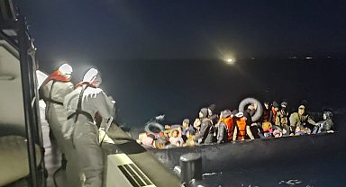 İzmir açıklarında 39 düzensiz göçmen yakalandı, 47 göçmen kurtarıldı