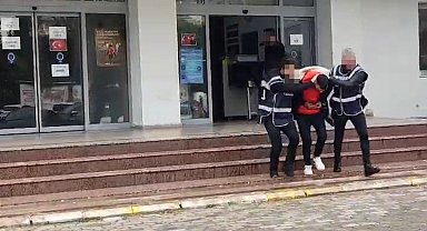 İzmir'de 2 zehir taciri tutuklandı