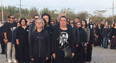 İzmir'de hayat durdu: "7'den 77'ye izindeyiz" koreografisi