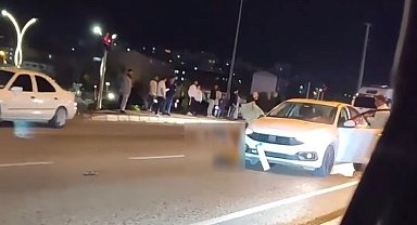 İzmir'de otomobilin çarptığı kadın hayatını kaybetti