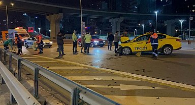 Kadıköy'de trafik kazası: 1 yaralı