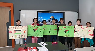 Karataylı minik öğrencilerden Filistin'e destek