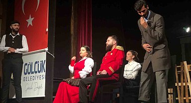 Kervansaray'da tiyatro keyfi