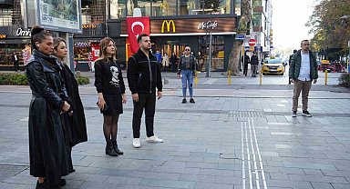 Kocaeli'de Ata'ya saygı duruşu
