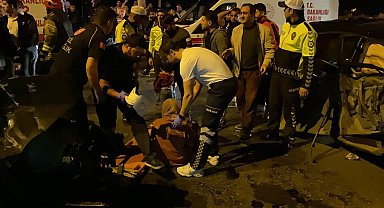 Kocaeli'de feci kaza: 2 ölü, 7 yaralı