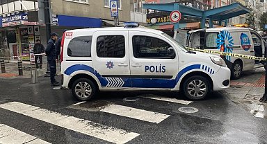 Küçükçekmece'de doğal gaz kaçağı nedeniyle yol kapatıldı