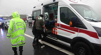 Kuzey Marmara Otoyolu'nda işçi servisi ile ticari taksi çarpıştı: 13 yaralı