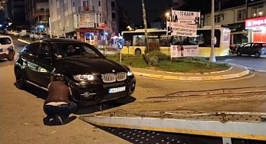 Maltepe'de araçlara çarpan sürücü, araç sahipleri tarafından darp edildi