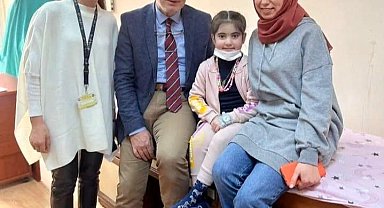 Minik Elene Trabzon'da sağlığına kavuştu, tedavisinde görev alan doktorları unutmadı