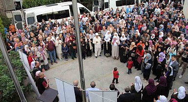Muğla'da Umreye giden vatandaşlar dualar eşliğinde uğurlandı