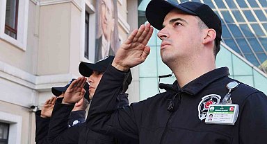 Osmangazi Belediyesi personeli Ata'yı andı