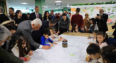 Oyuncak kütüphanesinde eğitim ve oyun bir arada