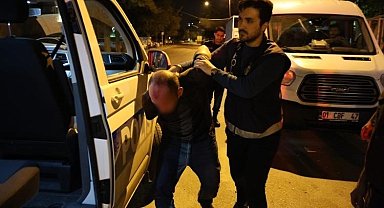 Polisi ezip kaçmak isteyen 2 kişi tutuklandı