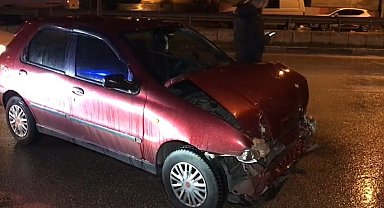 Şerit değiştirirken otobüse çarptı: 1 yaralı