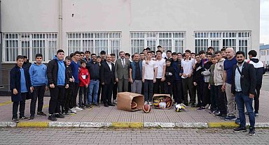 Sporcu kenti Gürsu'da okullara spor desteği