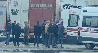 Tacikistan uyruklu sürücü, tırın içinde ölü bulundu