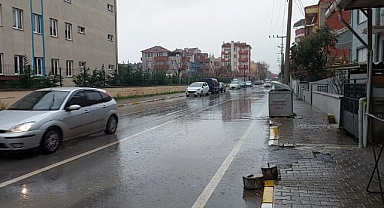 Balıkesir’de Sağanak Etkili Oluyor