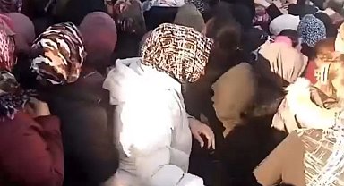 Başkentte bedava bardak izdihamı