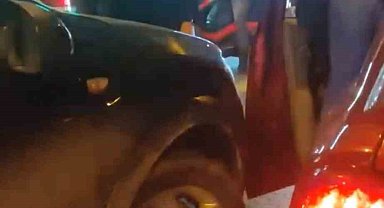 İstanbul'da kaza sonrası akıl almaz anlar kamerada: Kadın sürücü erkeğe küfürler yağdırdı