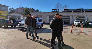 İstanbul'dan İnegöl'e kokain getiren şahıslar yakalandı