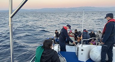 İzmir açıklarında 199 düzensiz göçmen karaya çıkartıldı