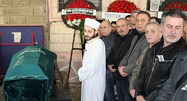 İzmir'de öldürülen öğretim görevlisine son veda
