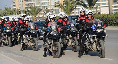 İzmir'de polis ekiplerinin suçla mücadelesi sürüyor