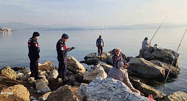 Jandarmadan huzur operasyonu 49 gözaltı