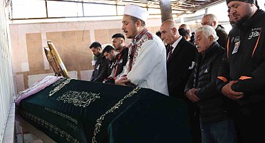Kazada hayatını kaybeden motokuryenin ağabeyi: "Bu işin peşini bırakmayacağız"