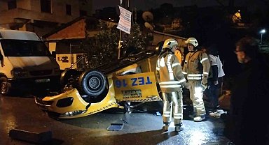 Maltepe'de kontrolden çıkan araç takla attı: 1 yaralı