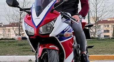 Motosikletli saldırgan 2 kişiyi öldürdü