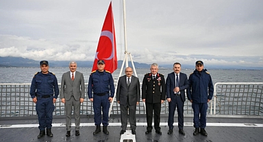Vali Ustaoğlu’ndan TCSG 703 Umut Korvetine Ziyaret