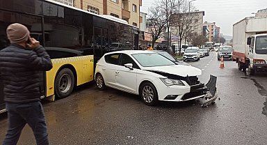 Ataşehir'de İETT otobüsü 4 araca çarptı