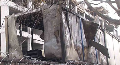 Ataşehir'de işçilerin kaldığı konteynerler yandı