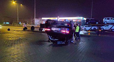 Babasından izinsiz aldığı aracı hurdaya çevirdi: 3 yaralı
