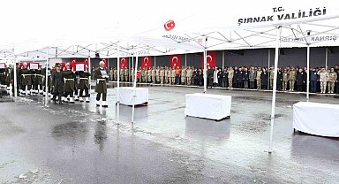 Bakan Güler ve TSK Komuta Kademesi şehit askerler için düzenlenen törene katıldı