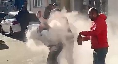 Bursa'da ilginç gelenek...Damada yapmadıklarını bırakmadılar