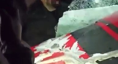 Bursa'da tıra çarpan otomobil hurdaya döndü...Sıkışan sürücü kurtarıldı