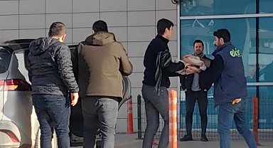 Elini kesim makinesine kaptıran işçinin 2 parmağı koptu