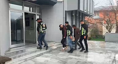 Fatih'te değnekçilere suçüstü