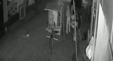 Hırsızlar motosikleti kasalı motosiklete yükleyip çaldı