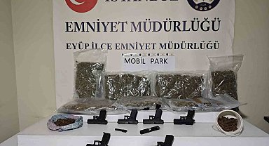 İstanbul'da 4 ayrı adrese uyuşturucu operasyonu: 2 gözaltı