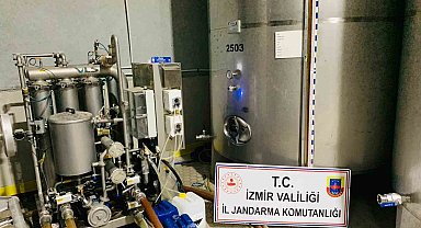 İzmir'de yaklaşık 6 bin litre kaçak etil alkol ele geçirildi
