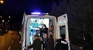 Kamyonet tıra çarpıp karşı şeride geçti: 1 yaralı