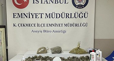Küçükçekmece'de uyuşturucu madde ticareti yapan 2 kişi gözaltına alındı