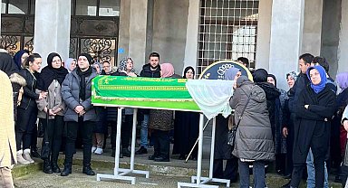 Lüks rezidansın 10. katından düşerek hayatını kaybeden genç kadın toprağa verildi