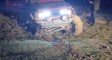 Off-road yaparken lastiği koptu, farkında olmadan kilometrelerce yol gitti