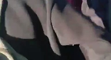 Şile'de minibüs şoförü ile öğrenciler arasında tartışma kamerada