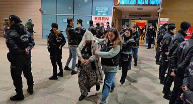 Uyuşturucu operasyonunda yakalanan 49 şüpheliden 29'u tutuklandı