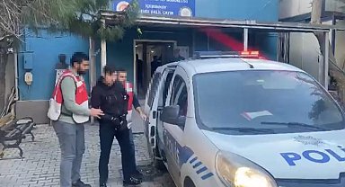 Ataşehir'de kendisini almayan minibüsün önünü kesen şahıs yakalandı